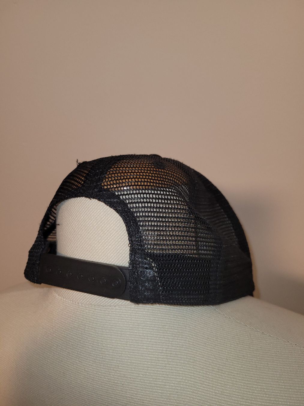 Altro in  Abbigliamento & Accessori: Kappe mit Logo YB gestreift  – Usato da Solothurn venduto da tingel_t 2