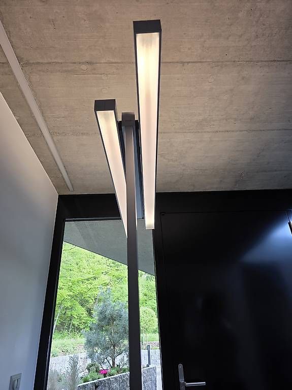 Lampade: Trilux Stehleuchte Bürolampe – Usato da Starrkirch-Wil venduto da NHA01 2
