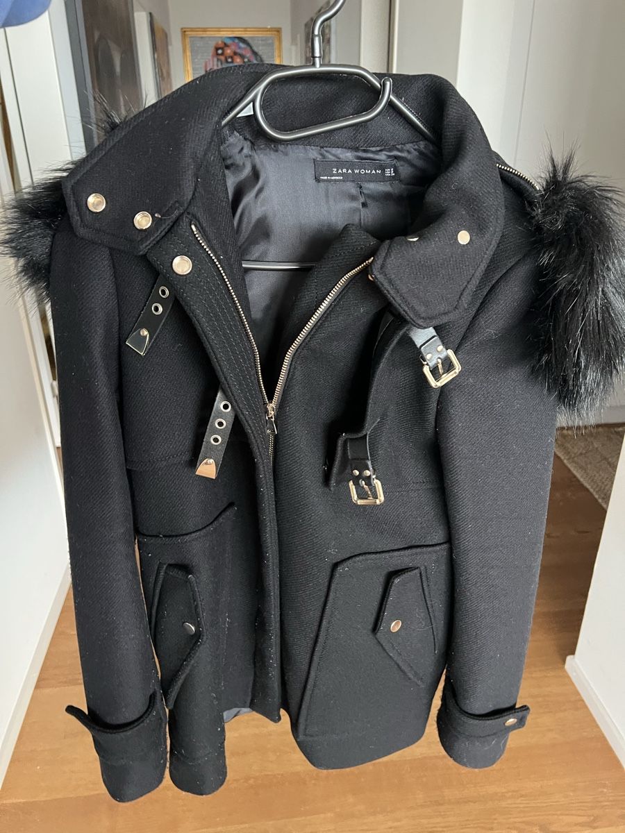 Zara Giacche: Zara Winterjacke Gr. S - schwarz – Usato da Rorschacherberg venduto da Seychellen87