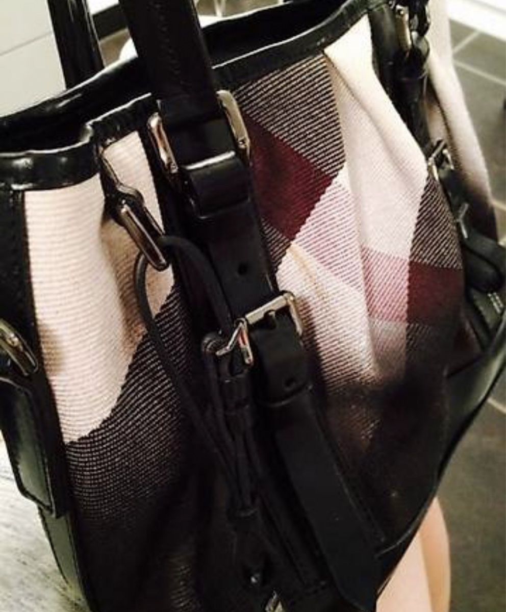 Burberry Borse da donna: Burberry Handtasche - stylisch & geräumig – Nuovo (secondo la descrizione) da Liestal venduto da ell_6xc7 3