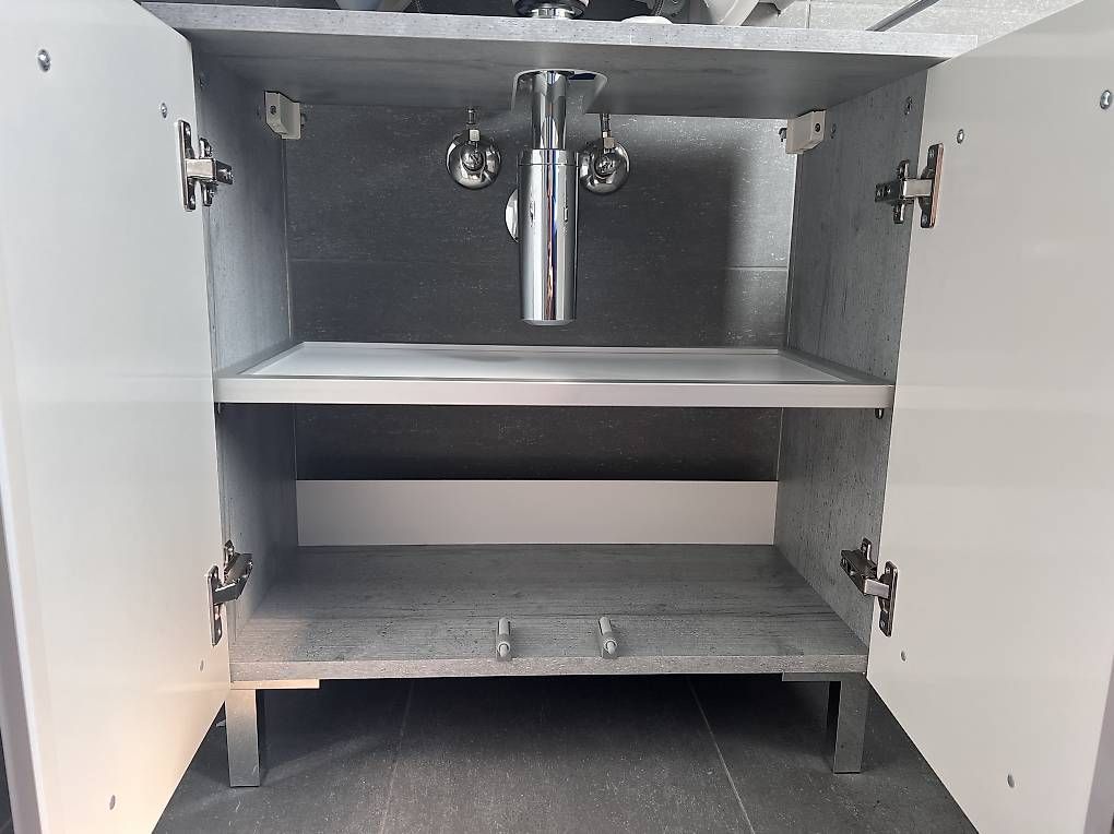 Mobili per bagno: Waschbeckenunterschrank – Usato da Beringen venduto da inakressebuch 1