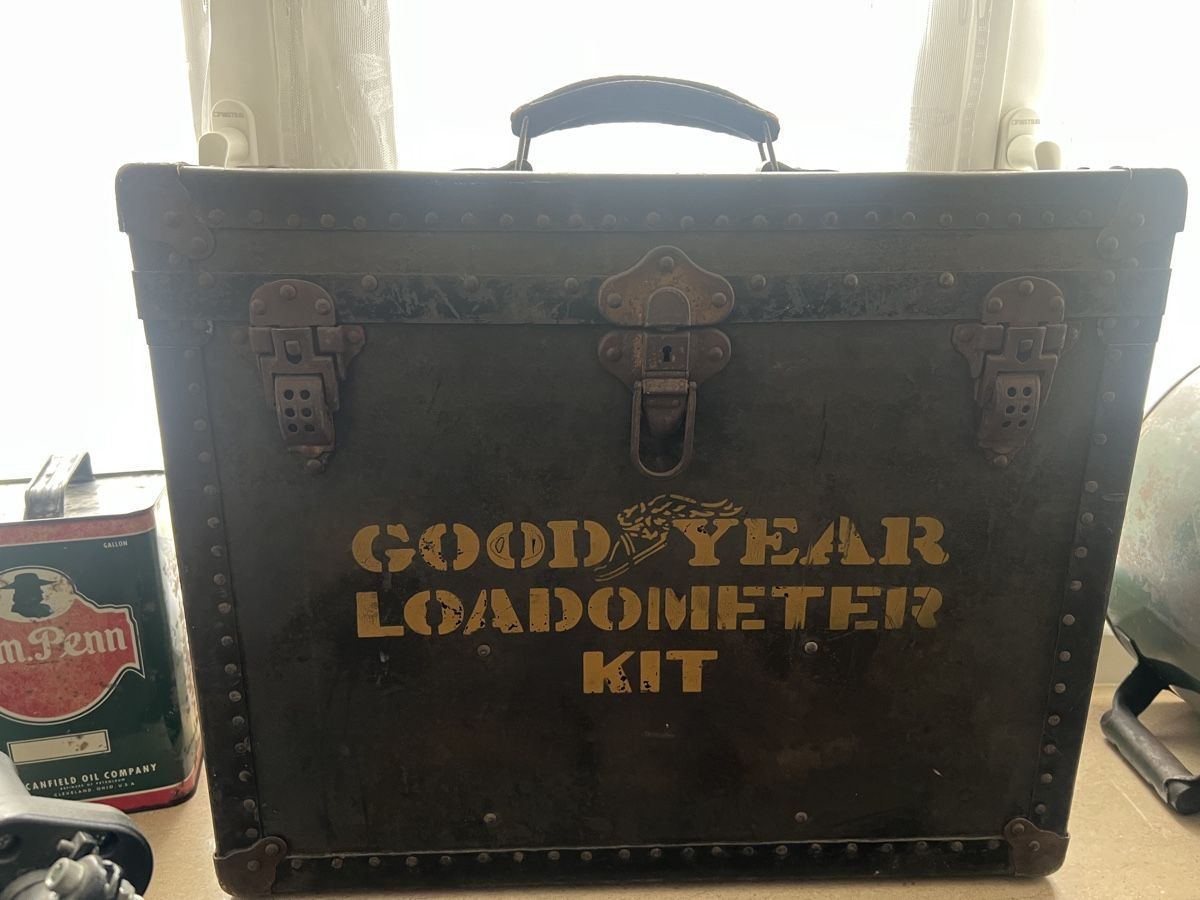 Valigie: Goodyear Loadometer Kit Transportbox antik – Usato da Mellingen venduto da Oelquelle 1
