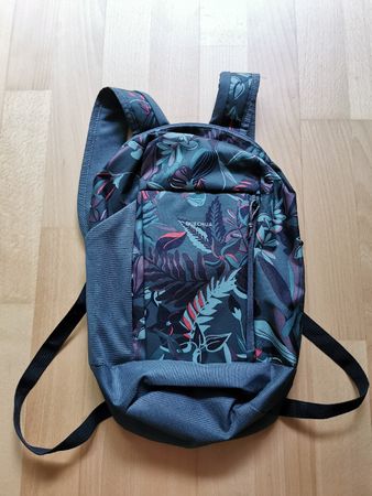 Kleiner Quechua Rucksack, neu und unbenutzt