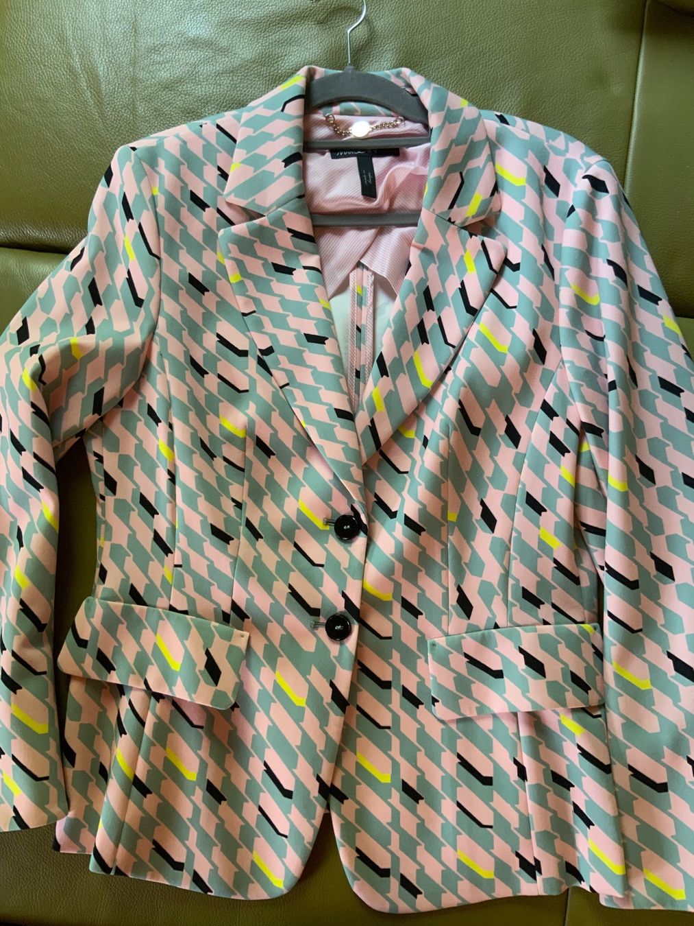 Marc Cain Vestes: Wunderschöner  Marccain Blazer , soft weich gr 42 - 400 chf – Neuf (Voir description) à Cham par Mira10 3