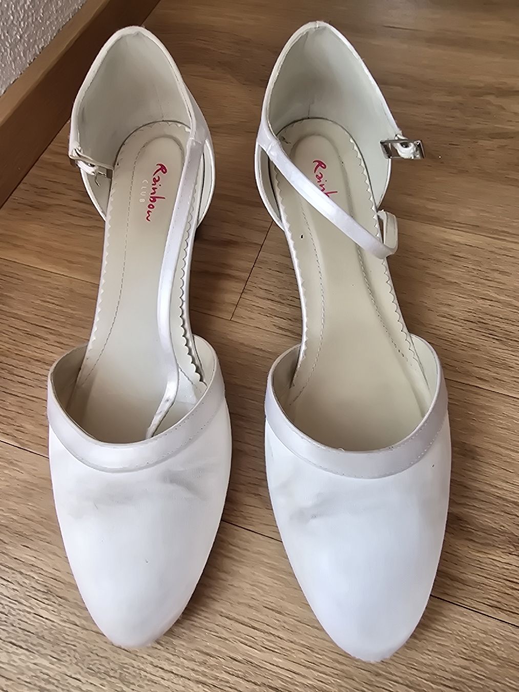Rainbow Scarpe da donna: Rainbow Brautschuhe Anika, Gr. 38 – Usato da Hergiswil NW venduto da Pexiilexii 1