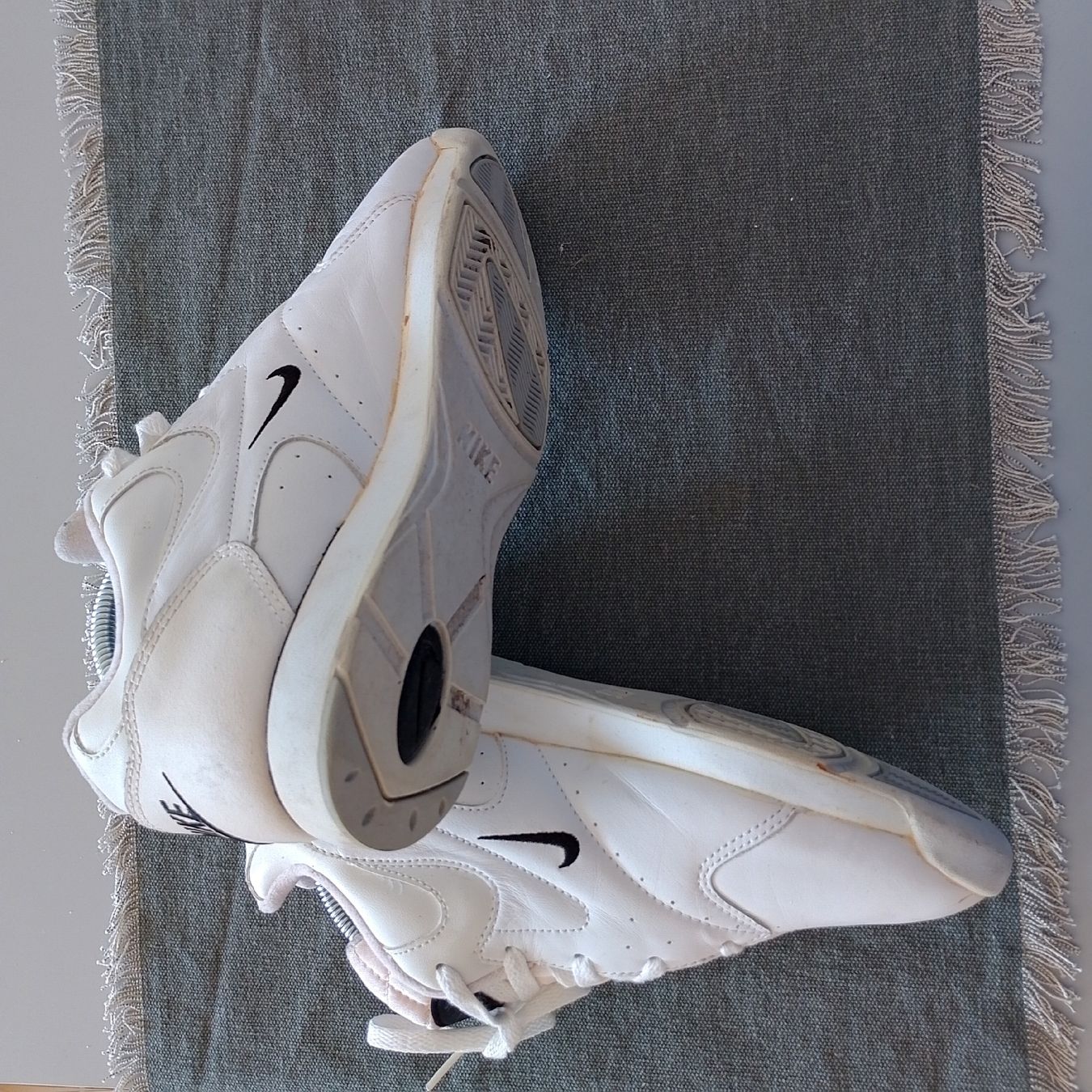 Nike Scarpe da uomo: Weisse Nike Schuhe – Usato da Uznach venduto da EMaria83 6