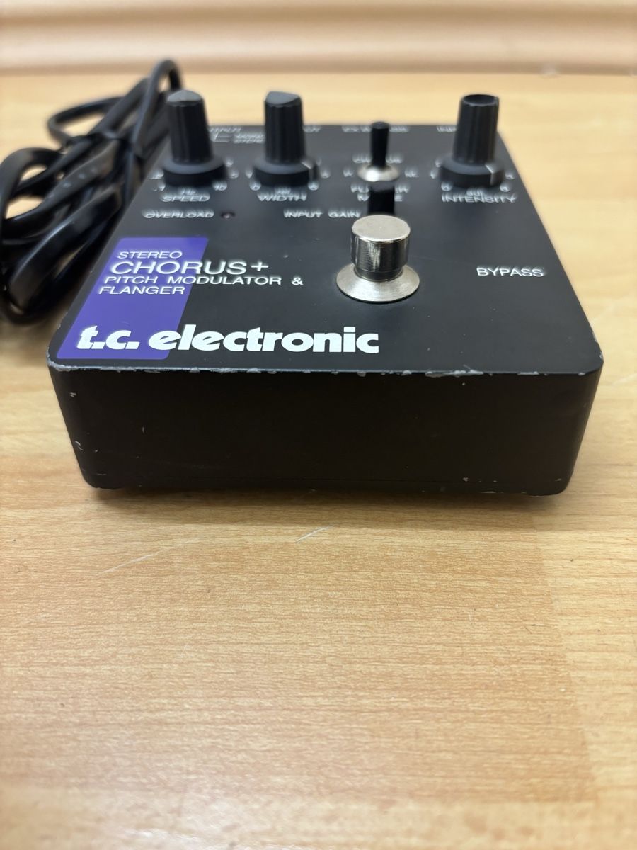 Instruments de musique: T.C. Electronic Stereo Chorus+ Pitch Modulator Flanger Effek – D'occasion à bern par mj220375 2