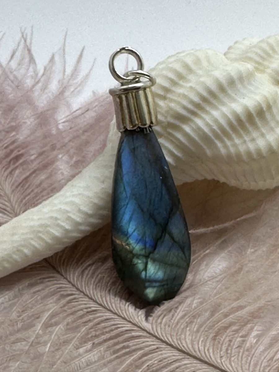 Ciondoli: Labradorit Anhänger – Nuovo e nell'imballaggio originale da Niederglatt ZH venduto da Silberschmuck-design