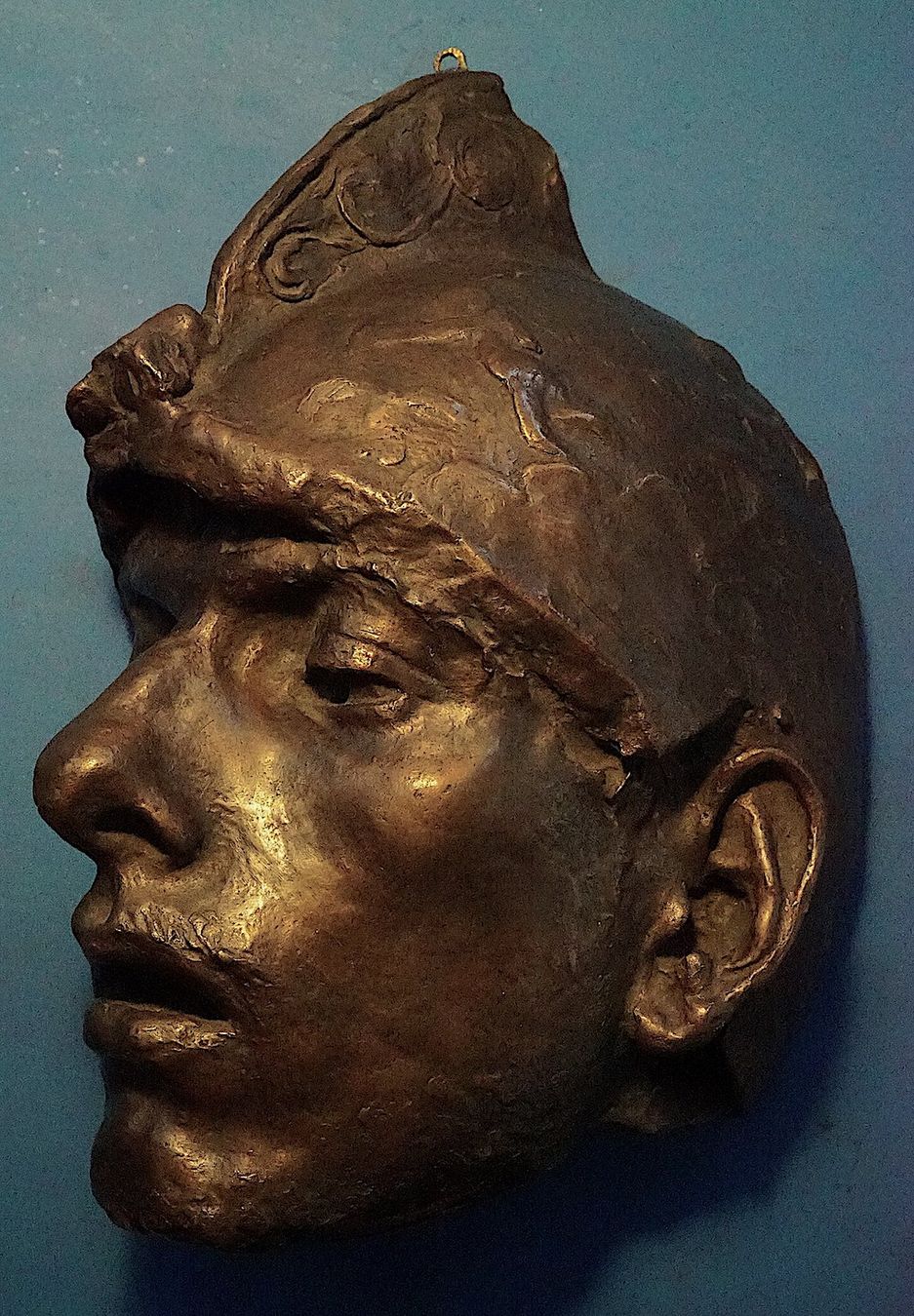 Sculture & Statue: ETTORE XIMENES;  Bronzekopf eines Kriegers als Halbrelief – Usato da Bern venduto da Swisschrono