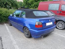 VW Golf 3 2000 Pink Floyd Cabriolet