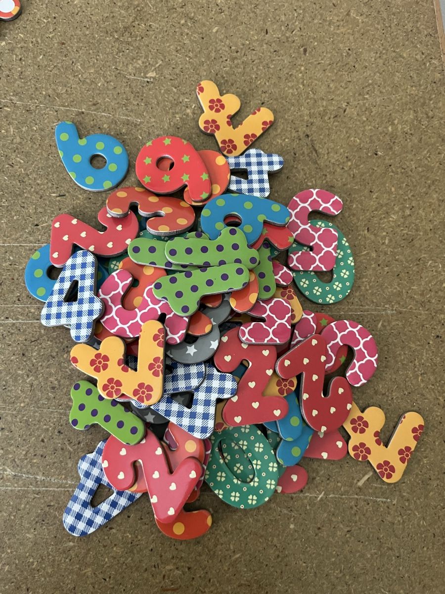 Giochi: Magnet -Buchstaben und Zahlen – Usato da Bülach venduto da Papagei7 2