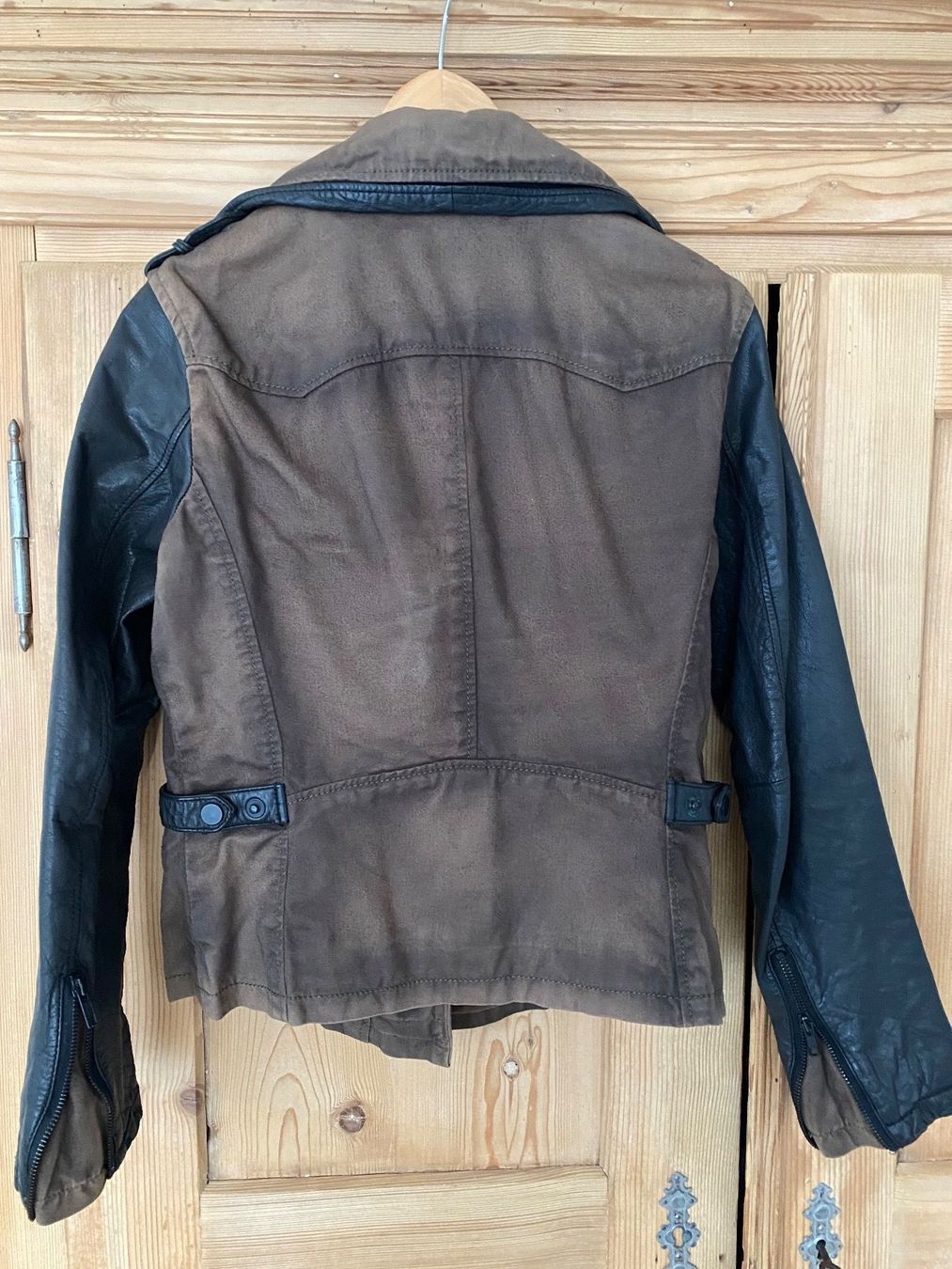 Jacken: Jacke, Bikerstyle – Gebraucht aus Eiken von jessycat01 1