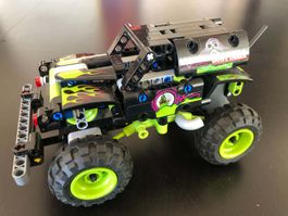 Lego Technic Monster Jam Grave Digger.