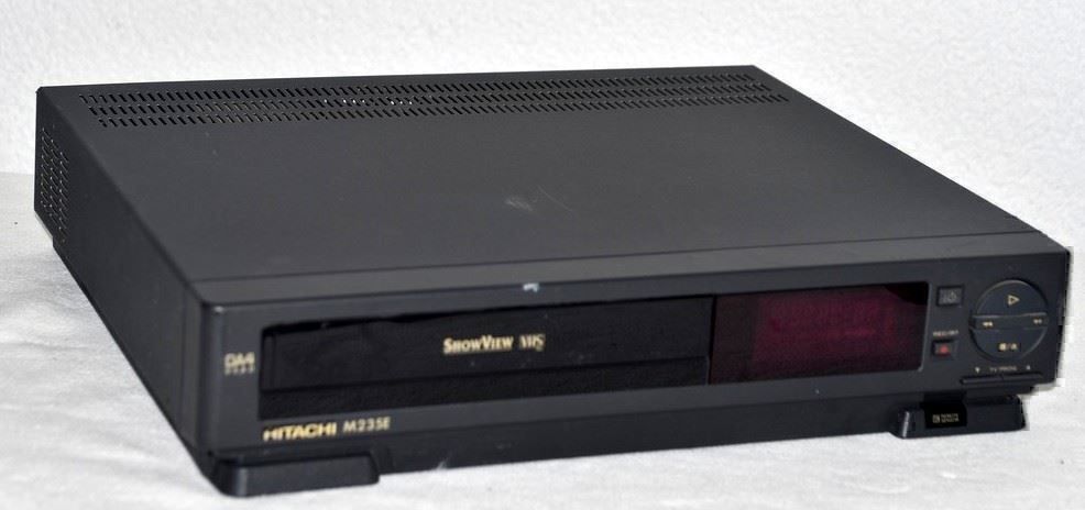 Hitachi Aufnahmegeräte: Videorecorder VHS Hitachi UT-M235E magnétoscope – Gebraucht aus Collonges von arashee 3