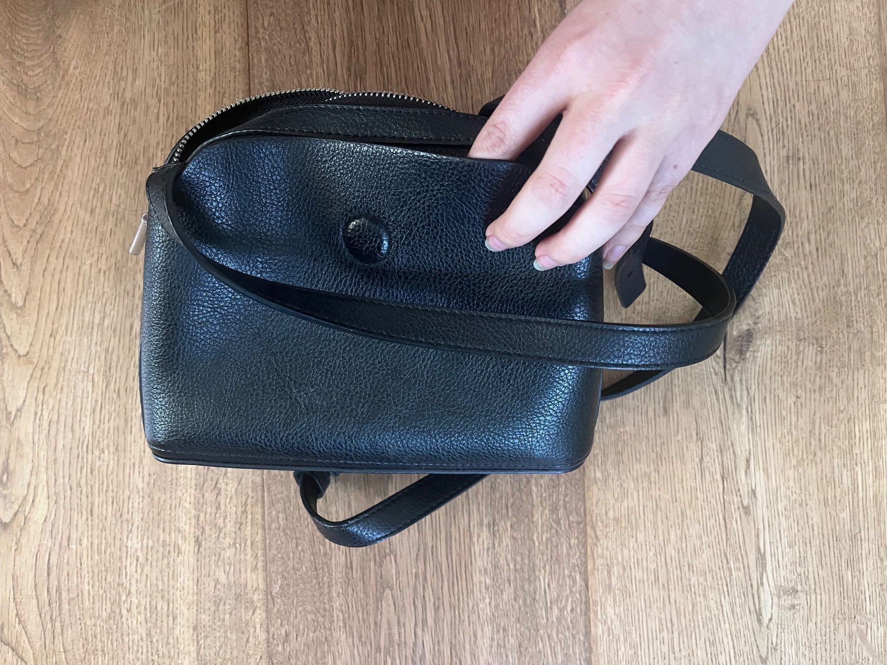 Tommy Hilfiger Borse: Tommy Hilfiger schwarze Tasche – Usato da Gattikon venduto da hie_v92m 2