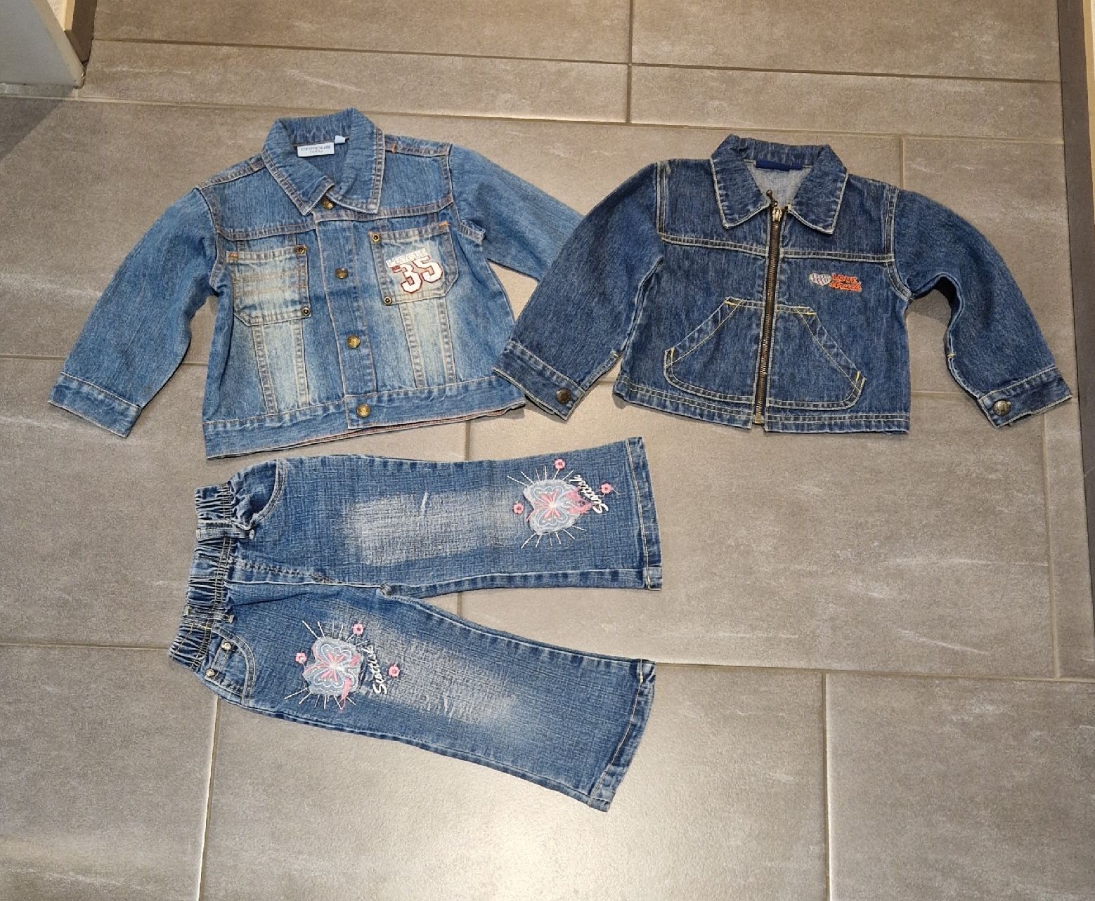 Lotti & Set di vestiti: Kleider Paket Gr.80/86 – Usato da Ohmstal venduto da wil_xp75 1