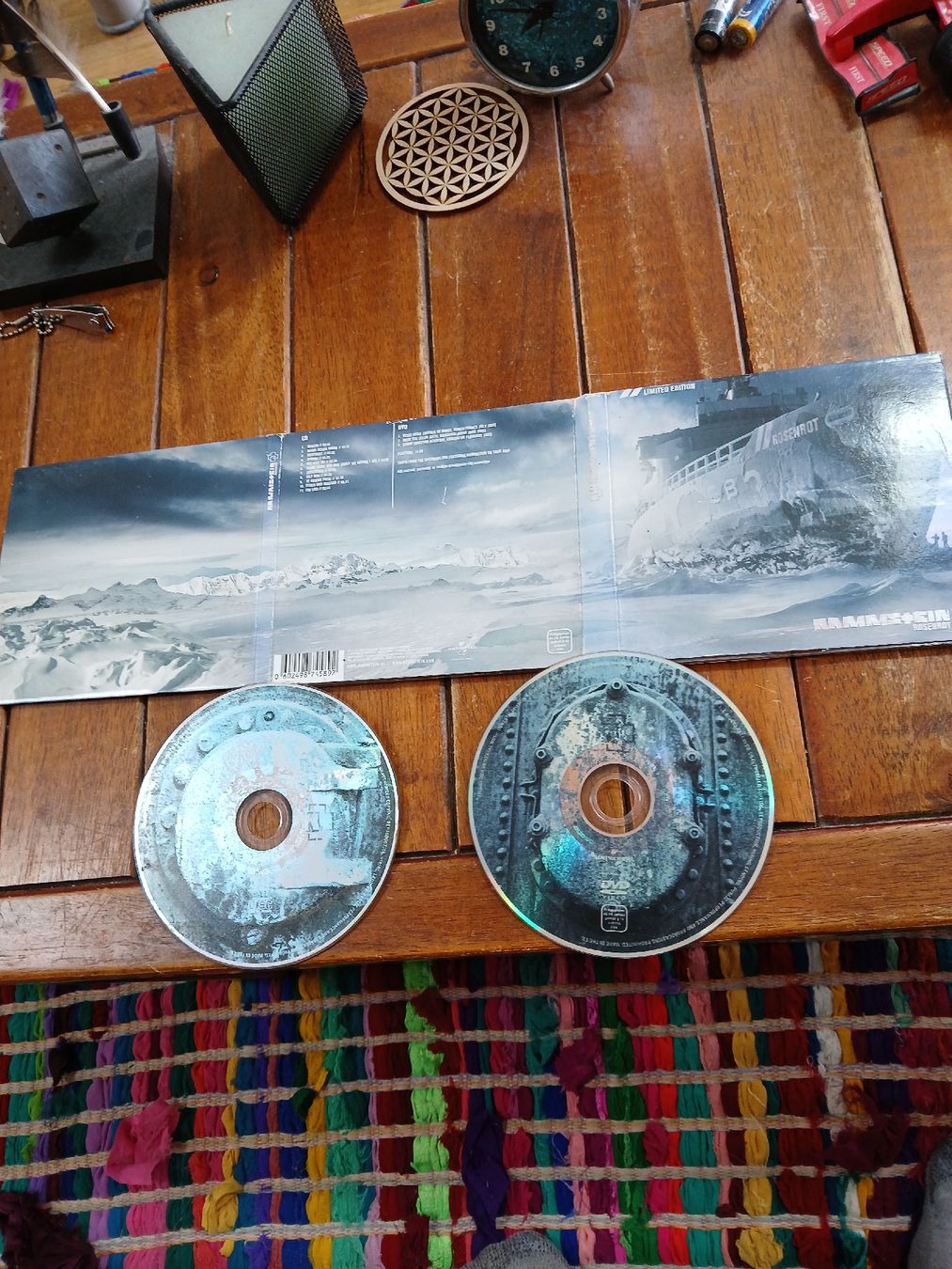CD: rammstein- rosenrot (digi Ltd cd, dvd) – Usato da St-Cergue venduto da VeganWarrior