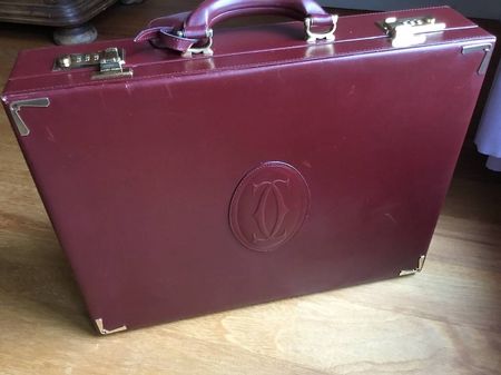 Authentique attaché-case vintage Must de Cartier