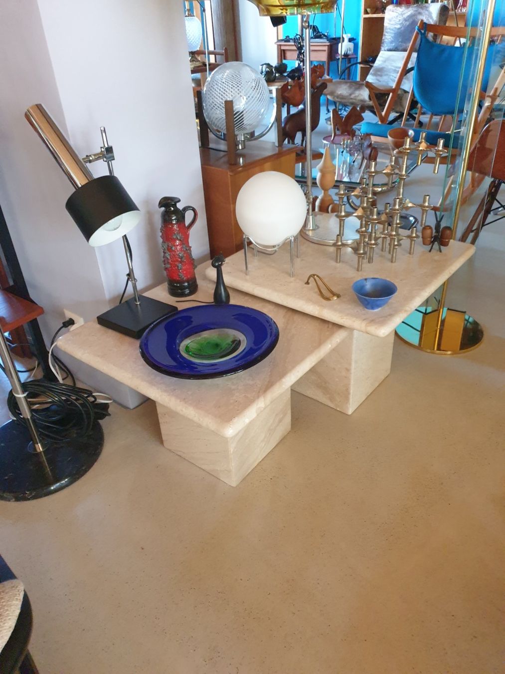 Set di tavolo e panche: Travertin  Coffeetables made in Italy – Usato da rebstein venduto da spacy73 1