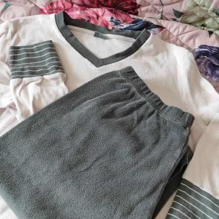 Damen Pyjama Gr 44 / 46
