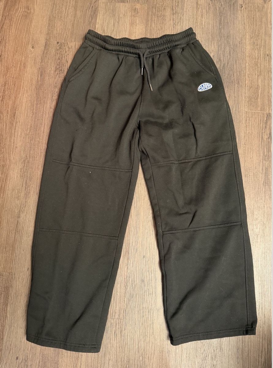 Pantaloni: Classic Style Jogginghose schwarz mit elastischem Bund – Nuovo (secondo la descrizione) da Kappelen venduto da zay_lnl2