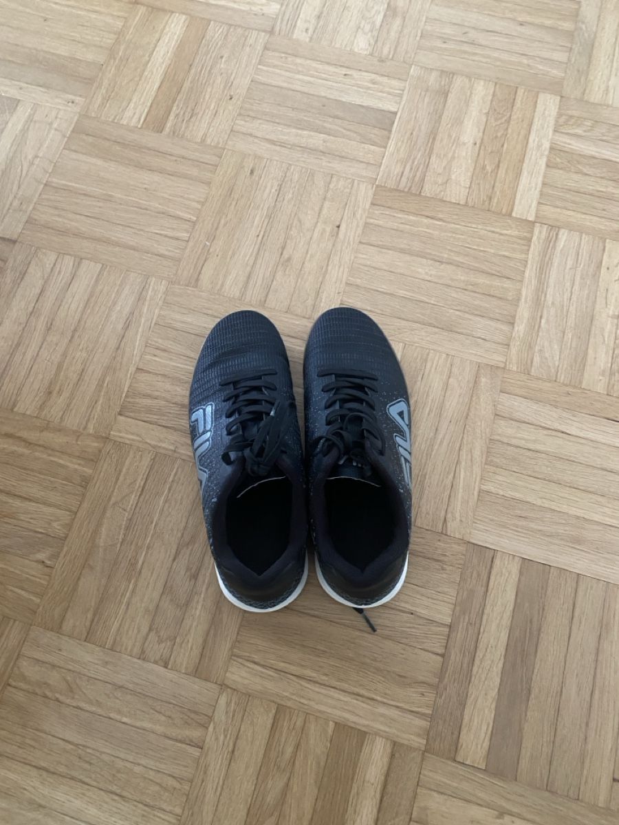 Fila Scarpe per ragazzi: FILA Hallenschuhe Gr. 37 – Usato da Effretikon venduto da freima79