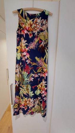 Sommerkleid ohne Arme (S, neuwertig)