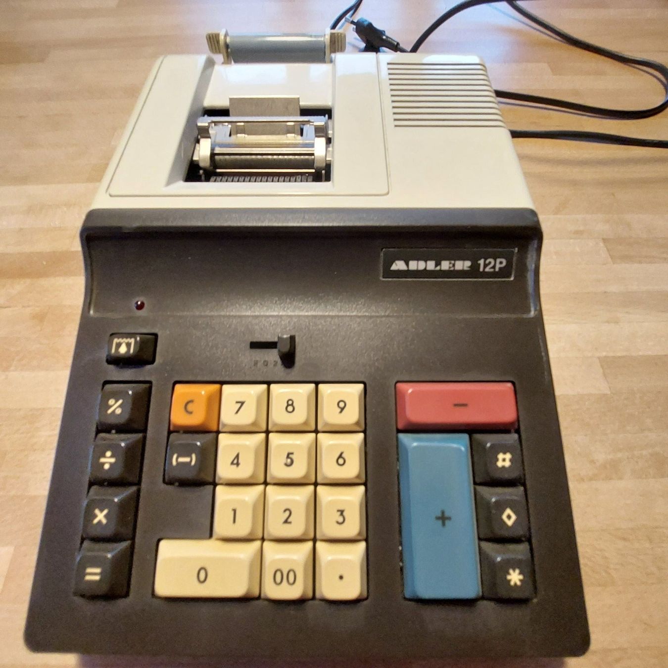 Calcolatrici tascabili: Calculatrice / Tischrechner Adler 12P – Usato da Farvagny-le-Petit venduto da Speedy5550