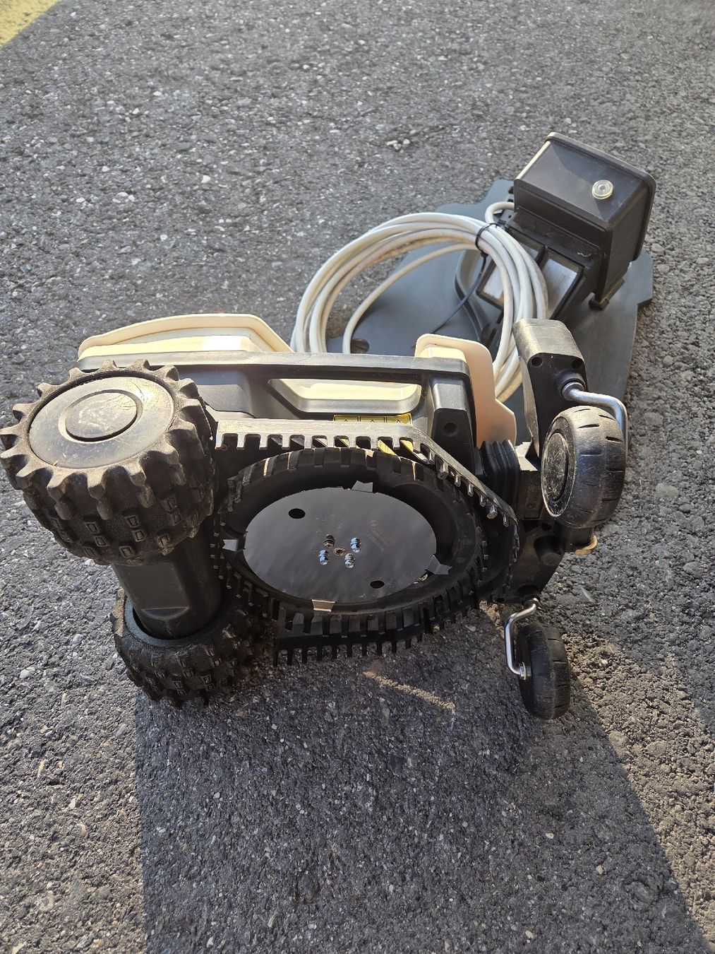 Ambrogio Tagliaerba: Rasenroboter Ambrogio Twenty Elite – Usato da Maienfeld venduto da ObizR 2