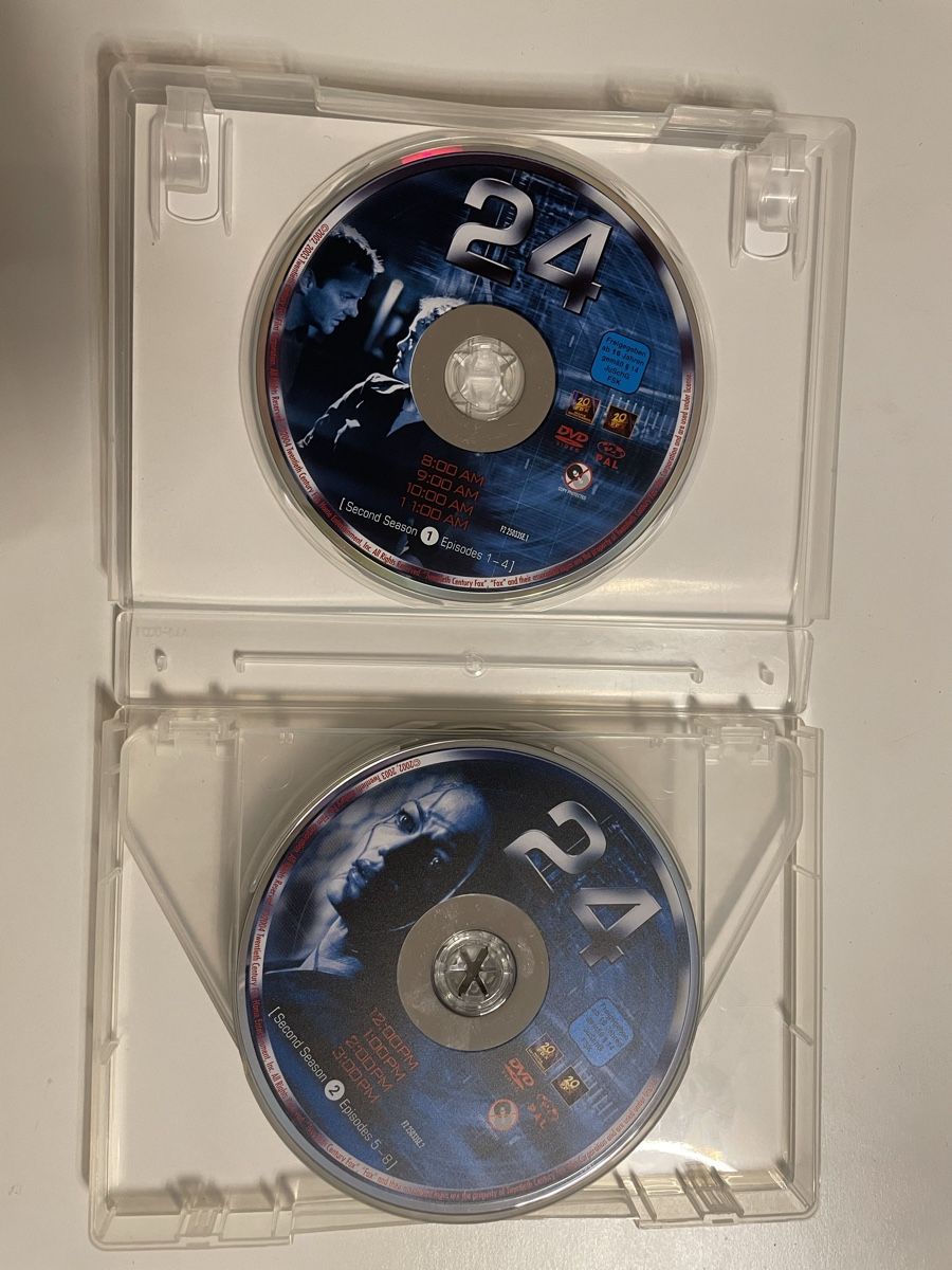 Alle DVDs: Kiefer Sutherland 24 Season Two – Gebraucht aus Zürich von Bomboo 3