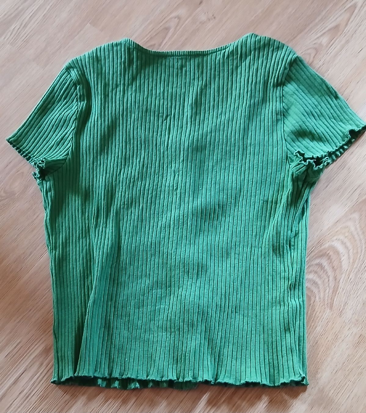 T-shirt: t-shirt,top,haut – Usato da Montcherand venduto da petiteoune75 3