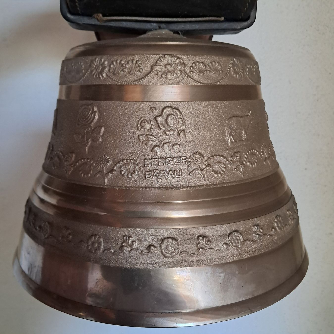 Glocken & Treicheln: PRÄCHTIGE BERGER BÄRAU GLOCKE 1991 – Gebraucht aus Murten von SHETHOF 3