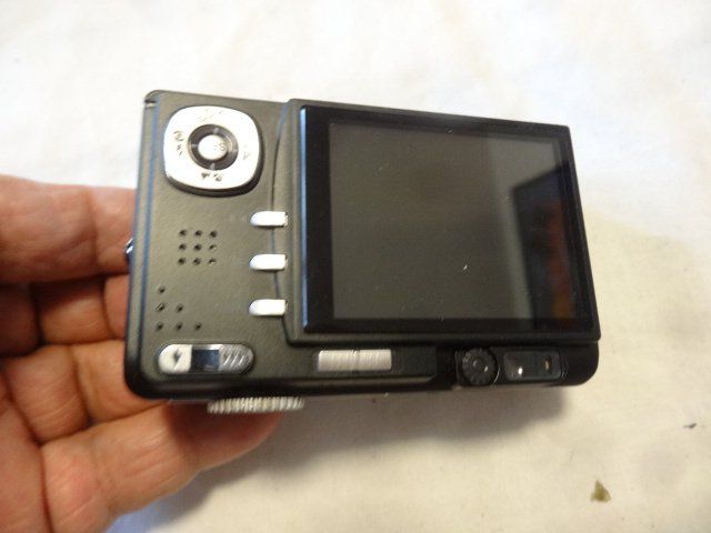 Fotocamera: ACER  CR-8530 DIGITAL  KAMERA.NICHTTESTED.NICHTLÄÜFT – Usato da zürich venduto da ahmad01 2