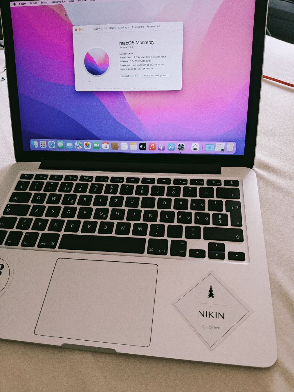 Apple PC: Macbook Pro 13 2015 i5 batterie 90% – Usato da La Chaux-de-Fonds venduto da Honit.ch