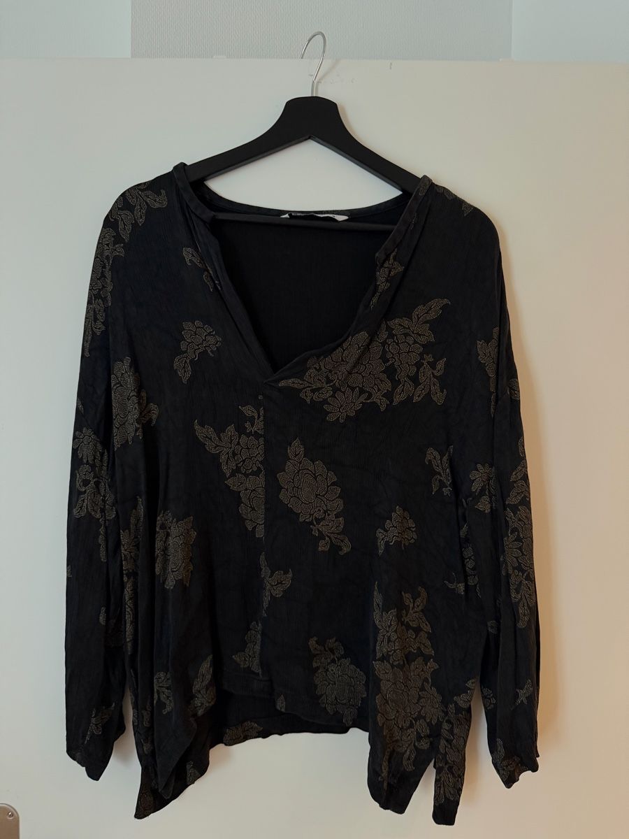 Zara Blusen: ZARA Blusen – Neu (gemäss Beschreibung) aus Zürich von nweimy 5