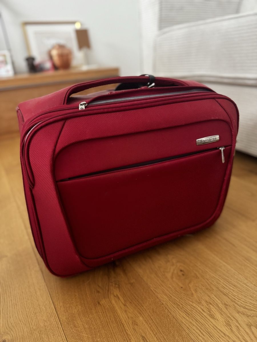 Samsonite Valises de voyage: Reisetasche Samsonite Handgepäck Businesscase – D'occasion à Horgen par swiss.superdeal