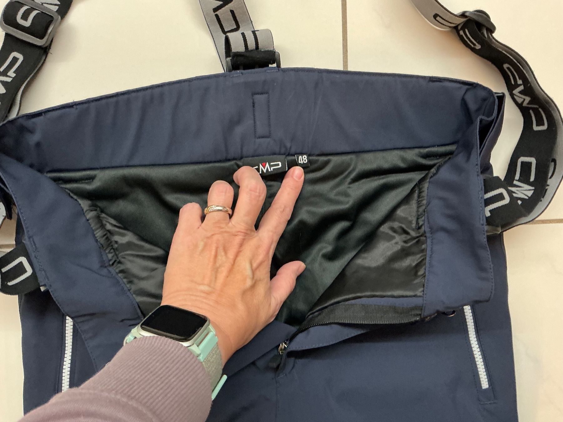 CMP Pantaloni: Neuwertige Skihose CMP Grösse Gr.48 – Nuovo (secondo la descrizione) da Biel-Benken BL venduto da Sahra1 1