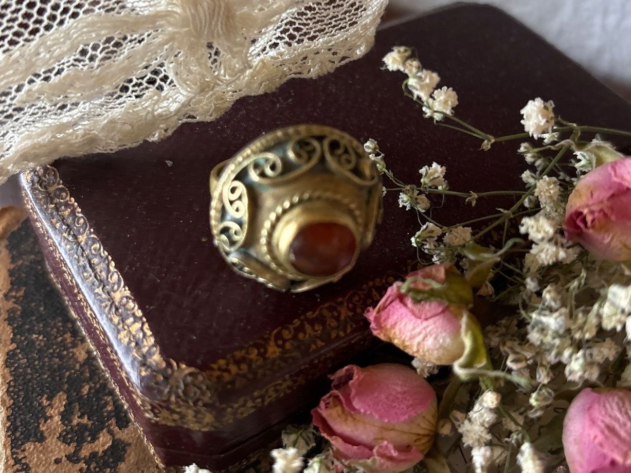 Anelli: Antiker Ring  mit Karneol – Usato da Thun venduto da Studi1974
