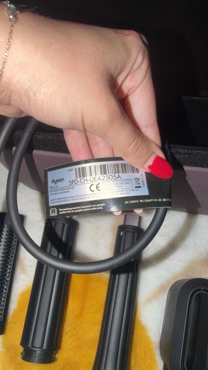 Dyson Asciugacapelli: Dyson Multihaarstyler Airwrap Coanda2x 6 Aufsätze – Nuovo (secondo la descrizione) da Buchs AG venduto da mel_9p8r 2