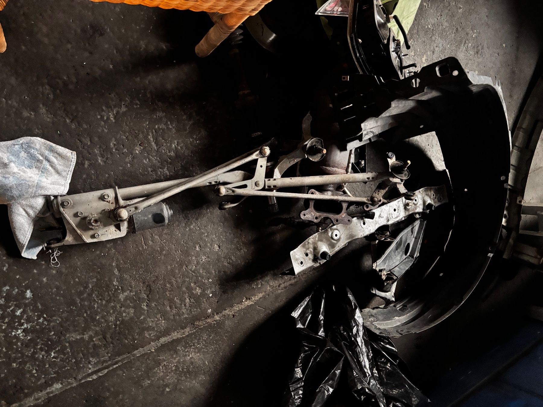 Honda Tutti pezzi di ricambio auto: HONDA CIVIC 1.8 essence pieces – Usato da Clarens venduto da mon_2g5h 2