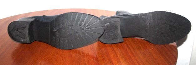 Chaussures femmes: Stiefeletten, Caprice Gr. 38 – D'occasion à Locarno par madame-tus-sauds 9