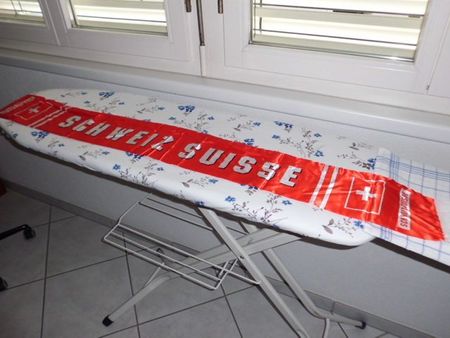 SCHAL SCHWEIZ (GRÖSSE 150x16 cm)