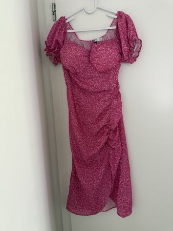 Kleid tiko Blumenmuster rosa Grösse L guter Zustand