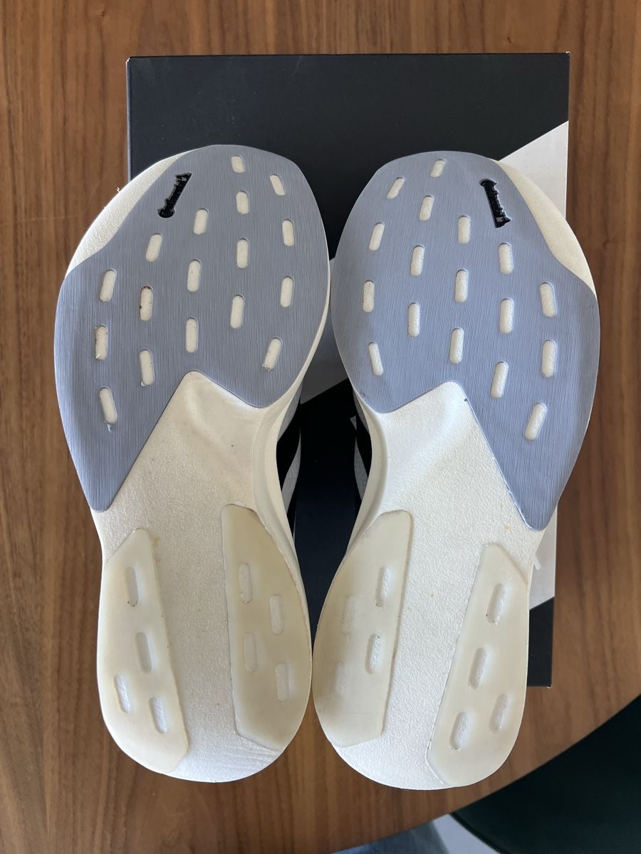 Adidas Scarpe da uomo: Adidas Adizero Evo SL – Nuovo (secondo la descrizione) da La Tour-de-Trême venduto da Bridou44 5