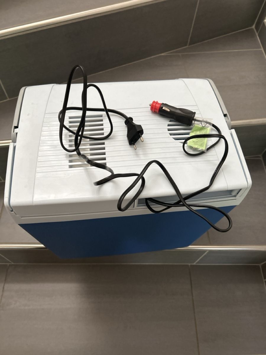 Frigoriferi & Refrigeratori: Kühlbox elektrisch – Nuovo (secondo la descrizione) da henau venduto da Laureta0 2