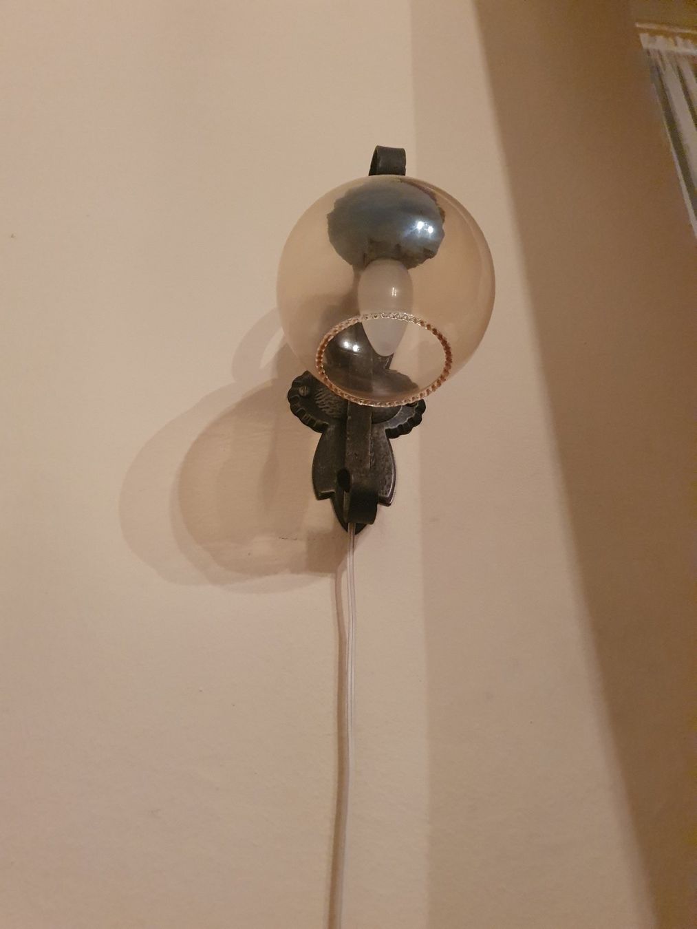 Lampade: Lampada da parete in ferro battuto – Usato da Vernate venduto da nma_77kf 3