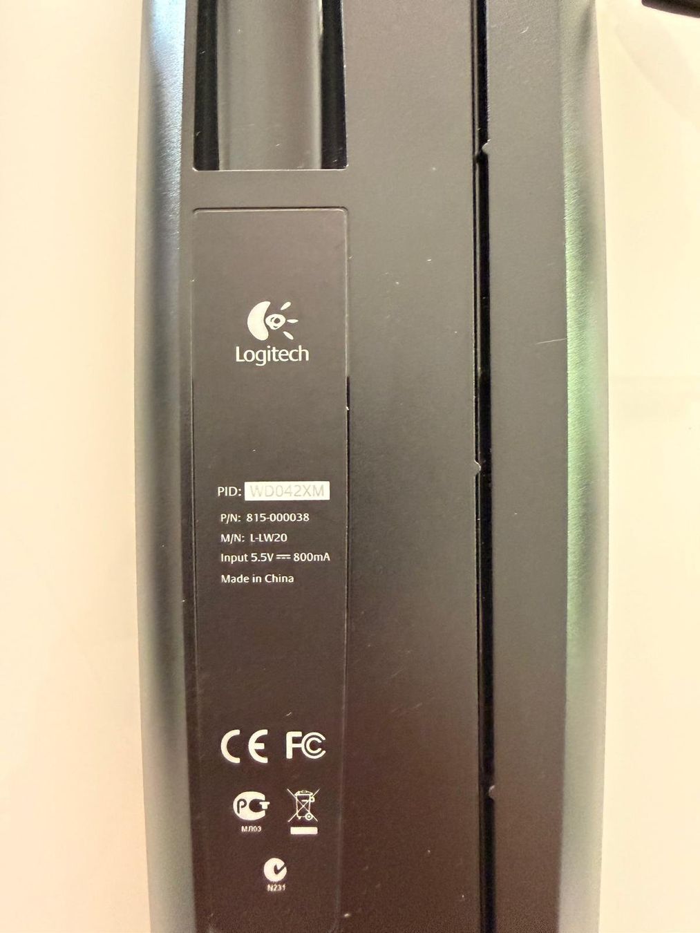 Logitech Télécommandes: Télécommande Logitech Harmony 1100 avec station de recharge – D'occasion à Vouvry par MOPSwiss 2