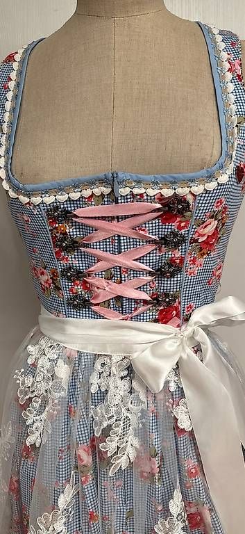 Krüger Vestiti: Krüger Dirndl Gr 34 – Usato da Oberweningen venduto da Ardnas89 1