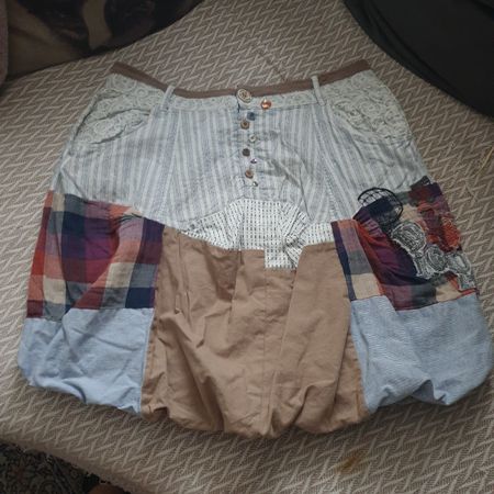 Desigual schöner Jupe Gr. 40