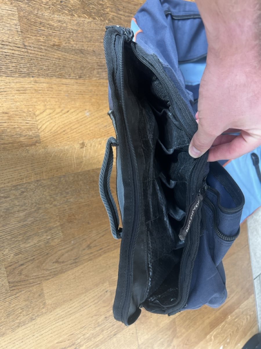 Taschen: Surftasche – Gebraucht aus Basel von phi_xc9p 1
